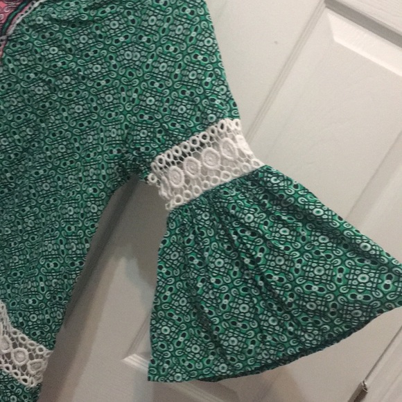 Shirt - Picture 2 of 3